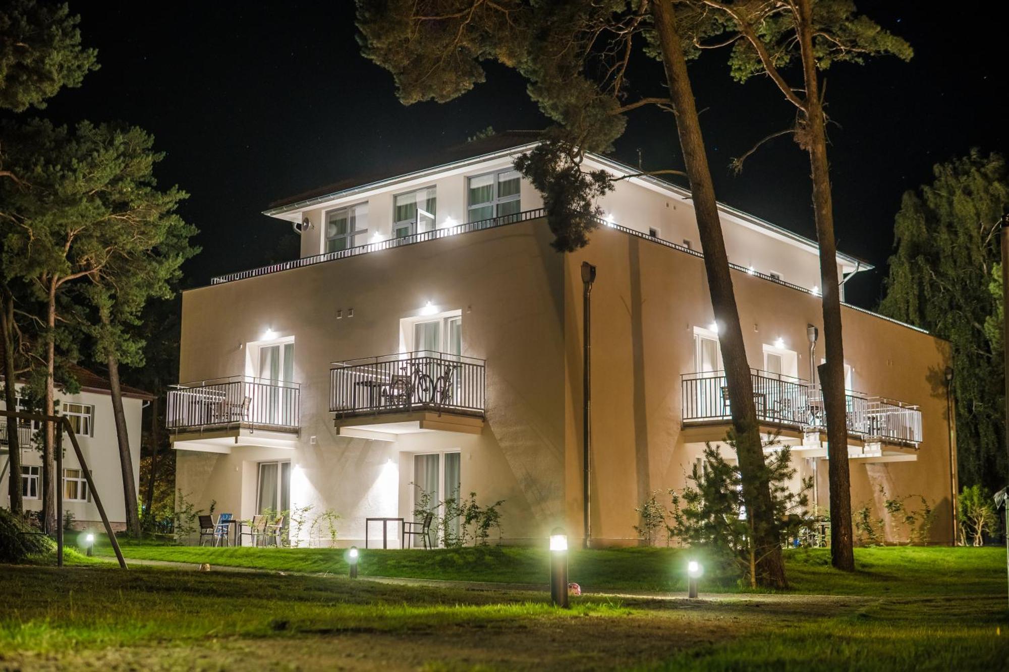 Apartamenty Za Rega Mrzezyno Exterior photo